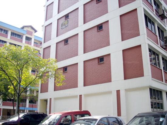 Blk 715 Jurong West Street 71 (Jurong West), HDB 4 Rooms #426152